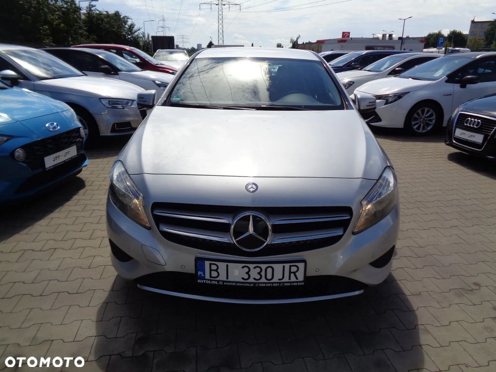 Mercedes-Benz Klasa A 200 Activity Edition - 3