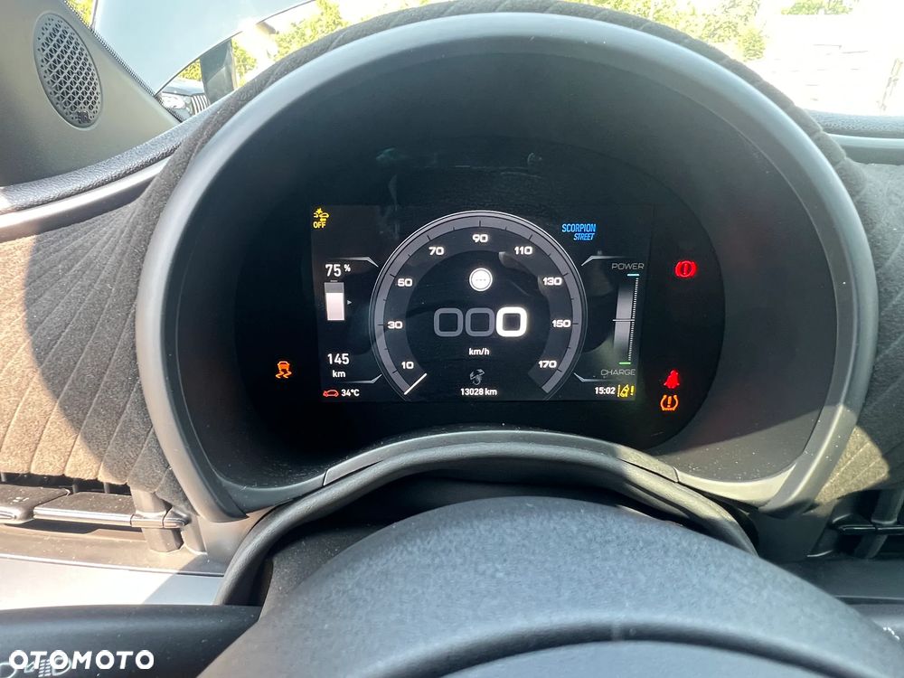 Abarth 500e - 18