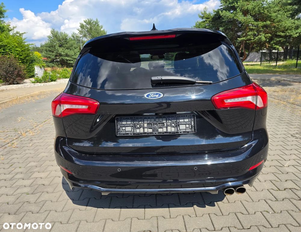 Ford Focus 1.5 EcoBoost ST-Line - 8