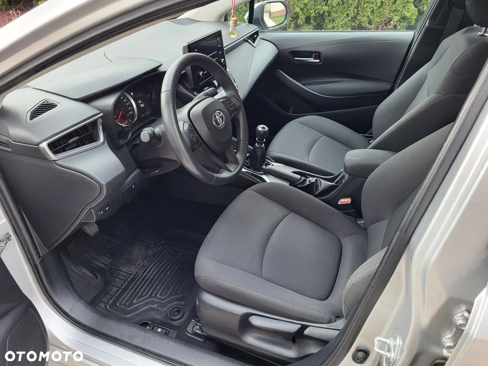 Toyota Corolla 1.6 Active - 16