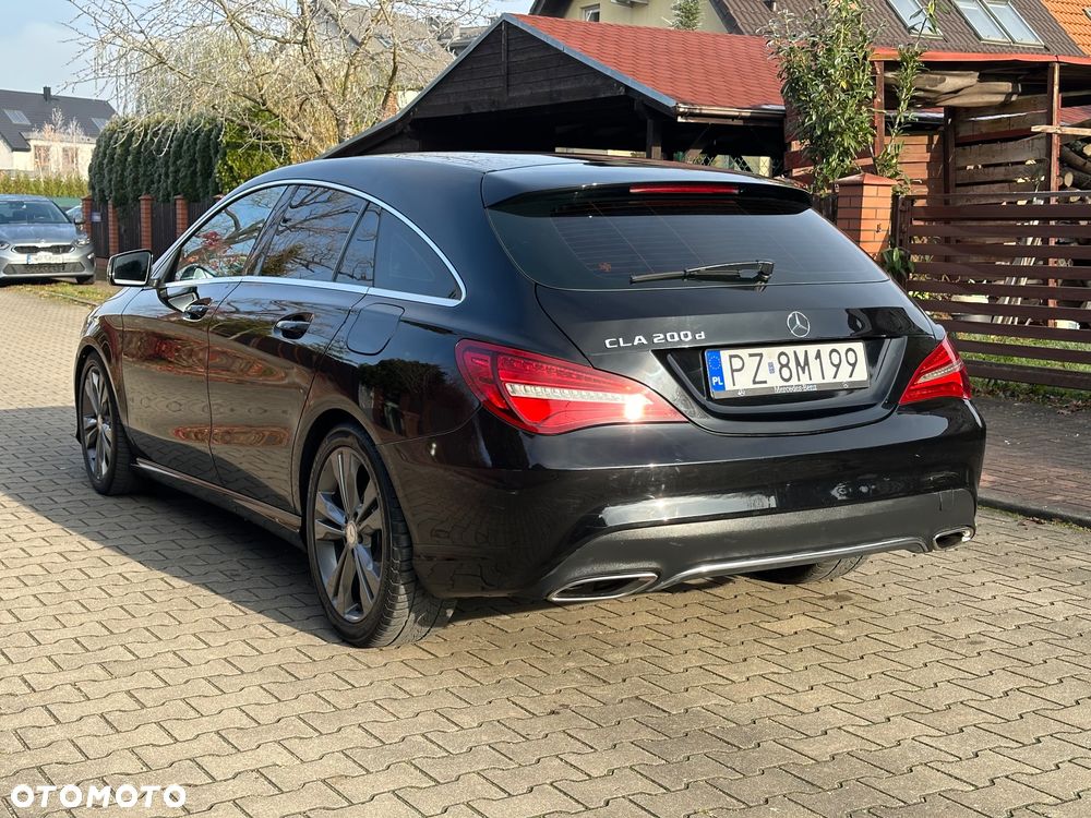 Mercedes-Benz CLA 200 d 4Matic 7G-DCT AMG Line - 10
