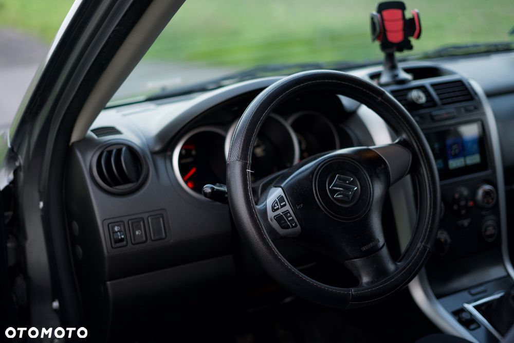 Suzuki Grand Vitara 1.9 DDiS - 9