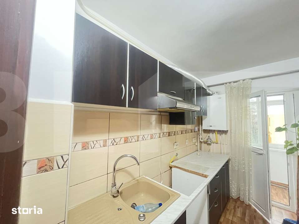 Vanzare apartament de 3 camere, etaj 3, decomandat zona Primaverii - Imagine principală: 4/9