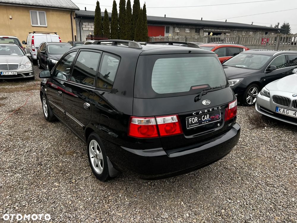 Kia Carens 2.0 EX - 3