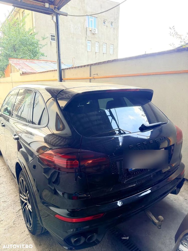 Porsche Cayenne Platinum Edition - 6