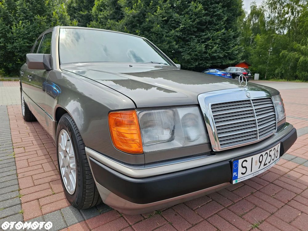 Mercedes-Benz W124 (1984-1993) ver-standard - 11