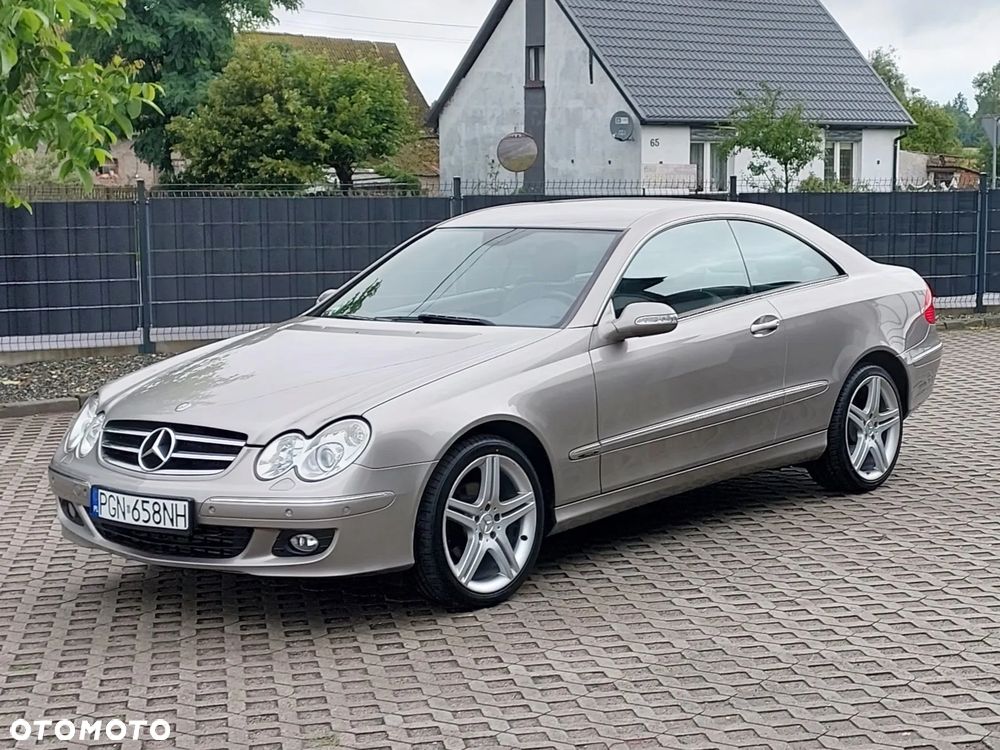 Mercedes-Benz CLK - 2