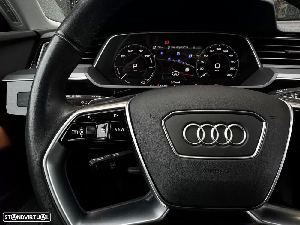Audi Q8 e-Tron Sportback 55 quattro Advanced - 24