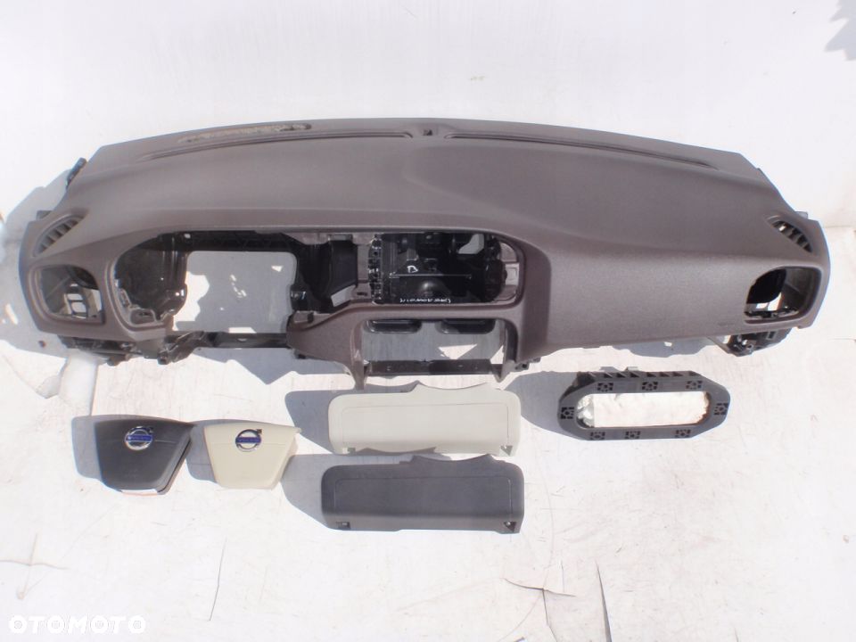 VOLVO V40 DESKA KONSOLA KOKPIT AIRBAG PODUSZKI XC - 4