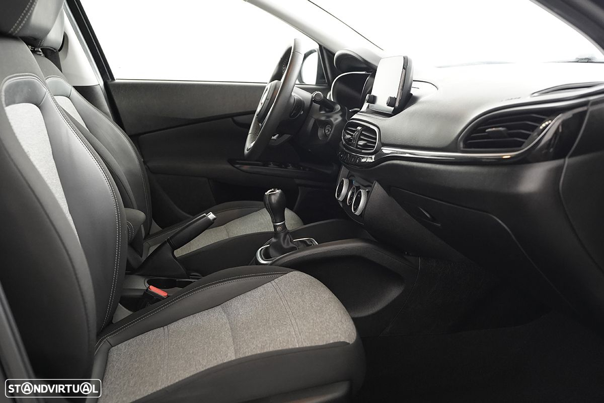 Fiat Tipo Cross 1.0 GSE T3 City - 20