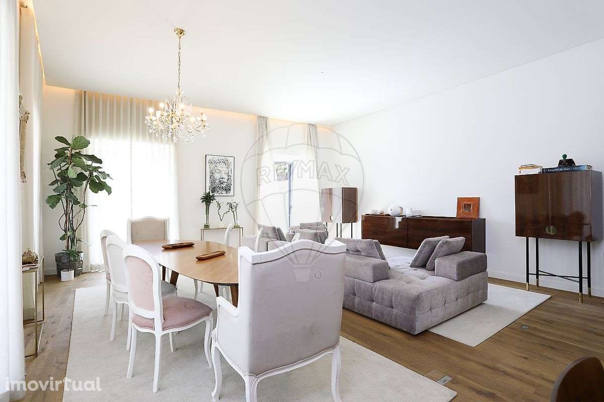 Apartamento T4 para venda - Grande imagem: 2/42