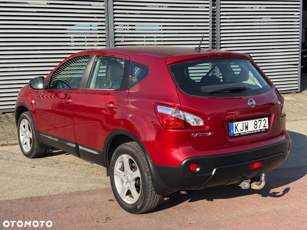 Nissan Qashqai 2.0 visia - 13