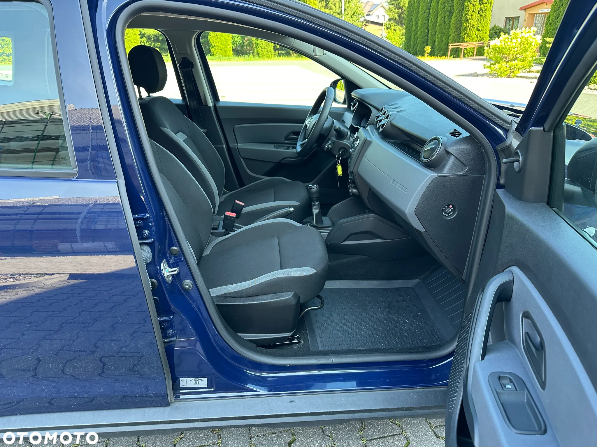 Dacia Duster 1.6 SCe Laureate S&S - 16