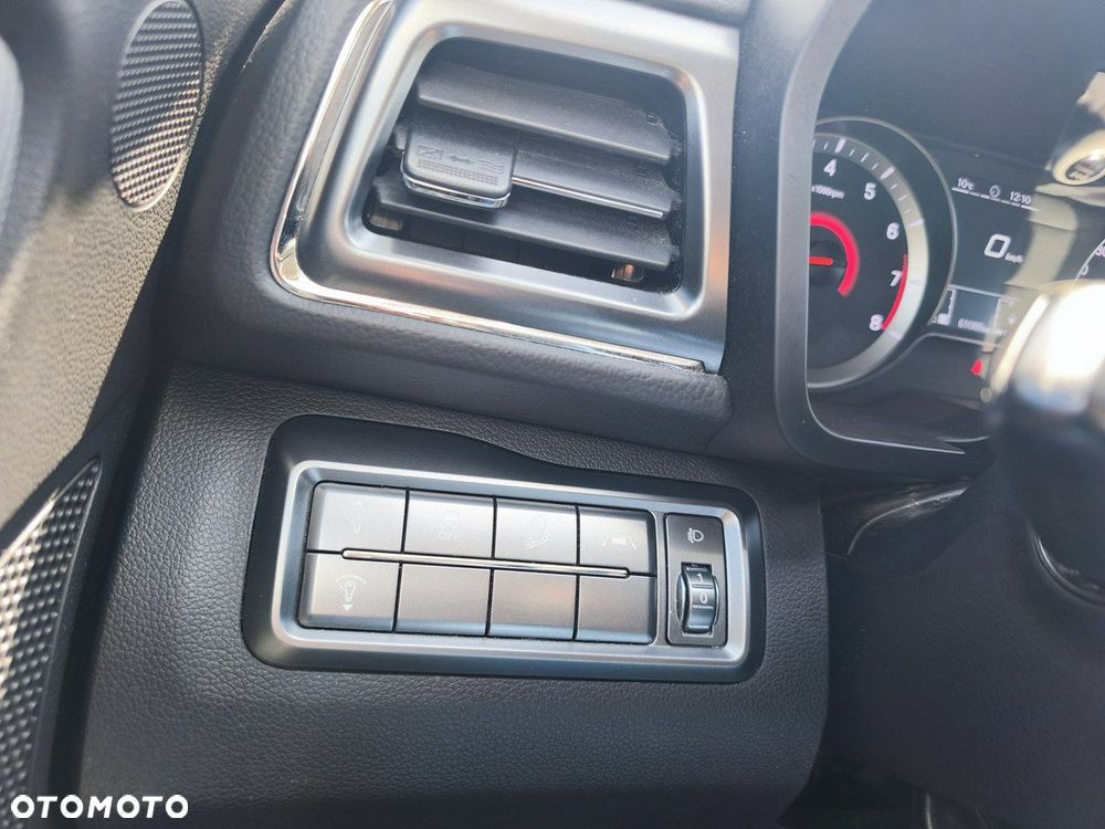 SsangYong/KGM Tivoli 1.5 T-GDI Crystal - 22