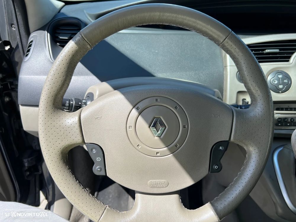 Renault Scénic 1.5 dCi Confort - 15