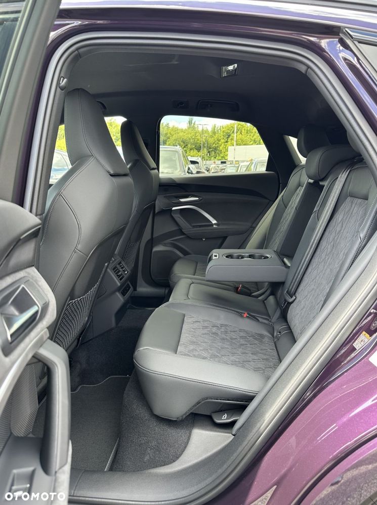 Audi Q5 Sportback - 22