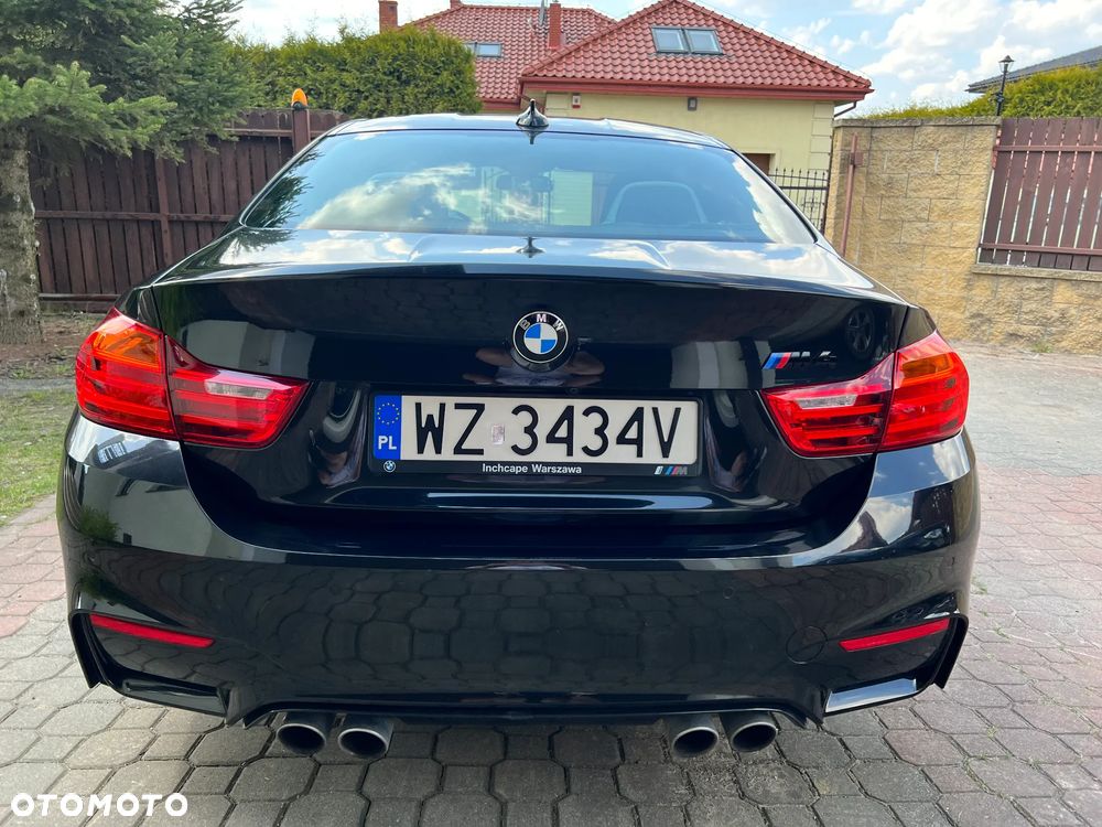 BMW M4 DKG - 11