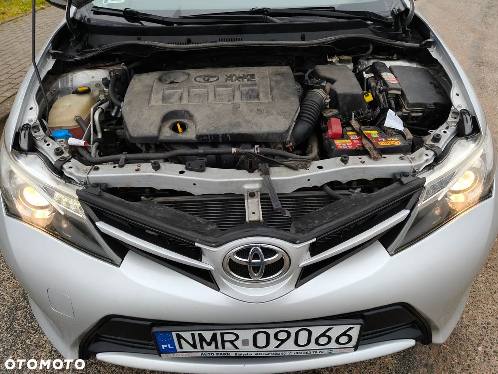 Toyota Auris 1.6 Active - 21