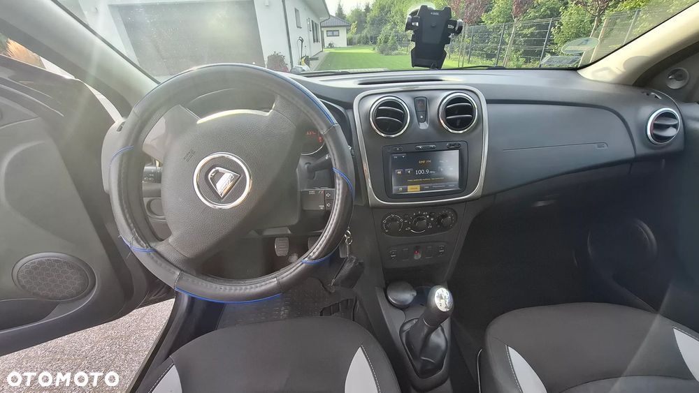 Dacia Sandero 1.5 dCi Laureate - 11