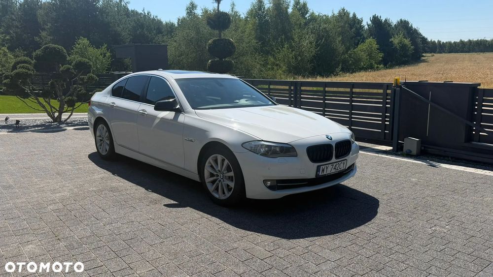 BMW Seria 5 520i - 3