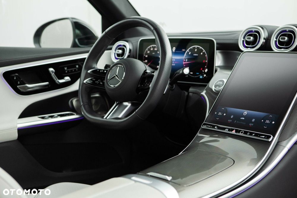 Mercedes-Benz GLC - 28