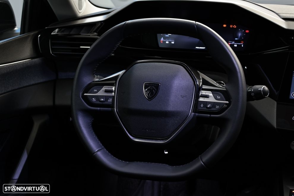 Peugeot 308 SW 1.2 PureTech Allure EAT8 - 18