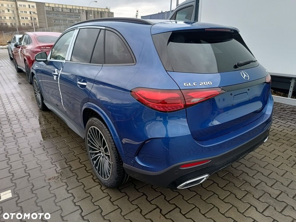 Mercedes-Benz GLC - 4