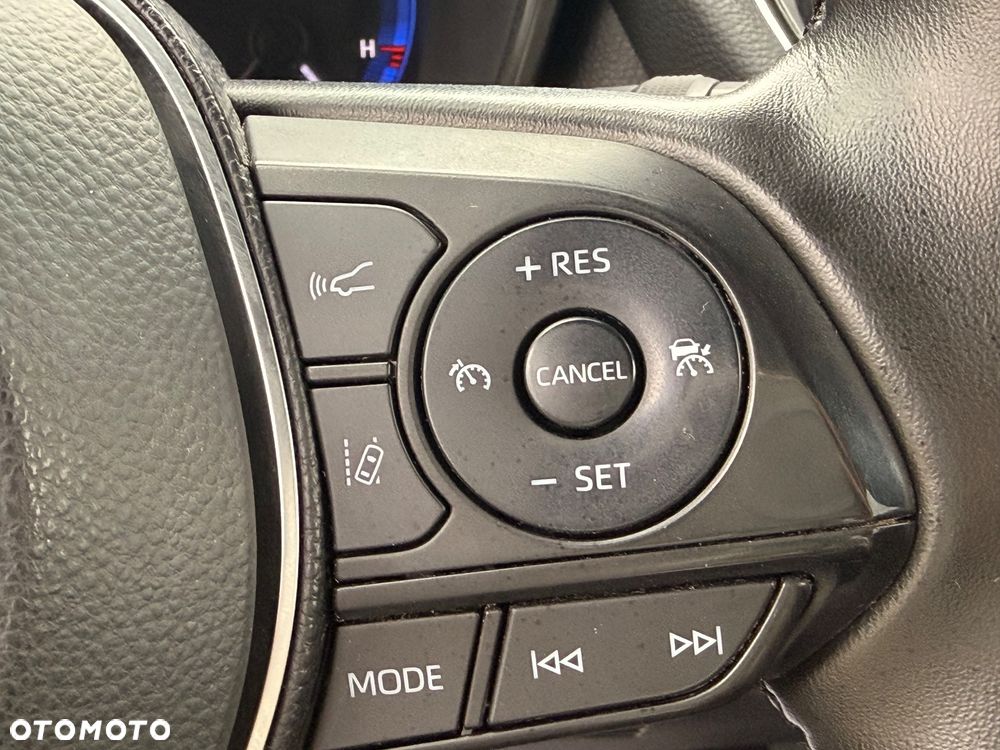 Toyota Corolla - 25