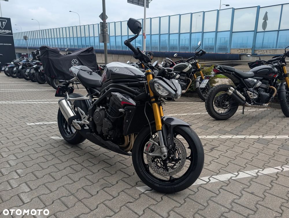 Triumph Speed Triple - 1