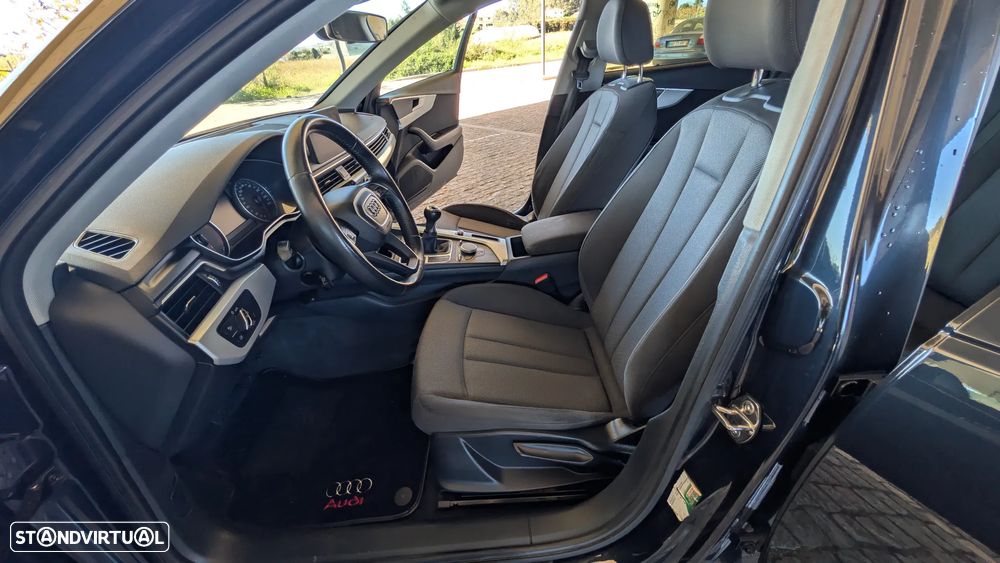 Audi A4 Avant 2.0 TDi Business Line - 22