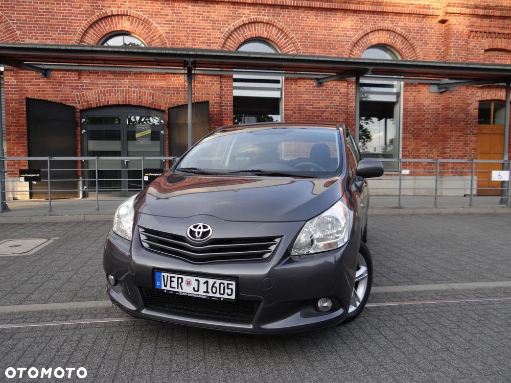 Toyota Verso 1.8 7-Sitzer Comfort - 4