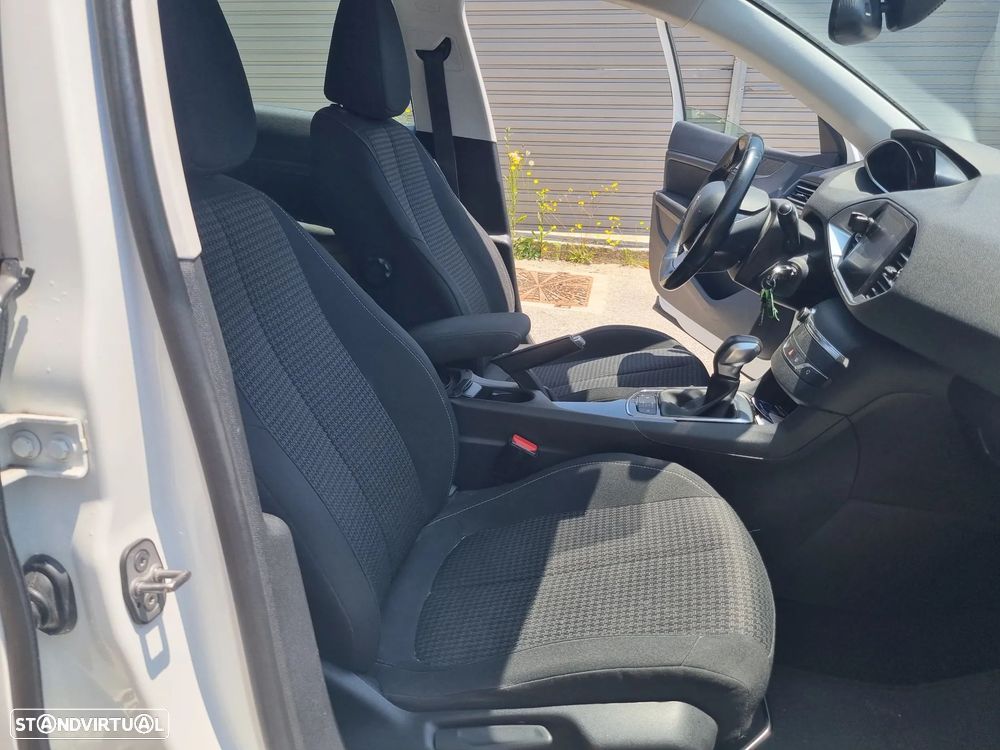 Peugeot 308 BlueHDi FAP 120 EAT6 Stop & Start Allure - 11