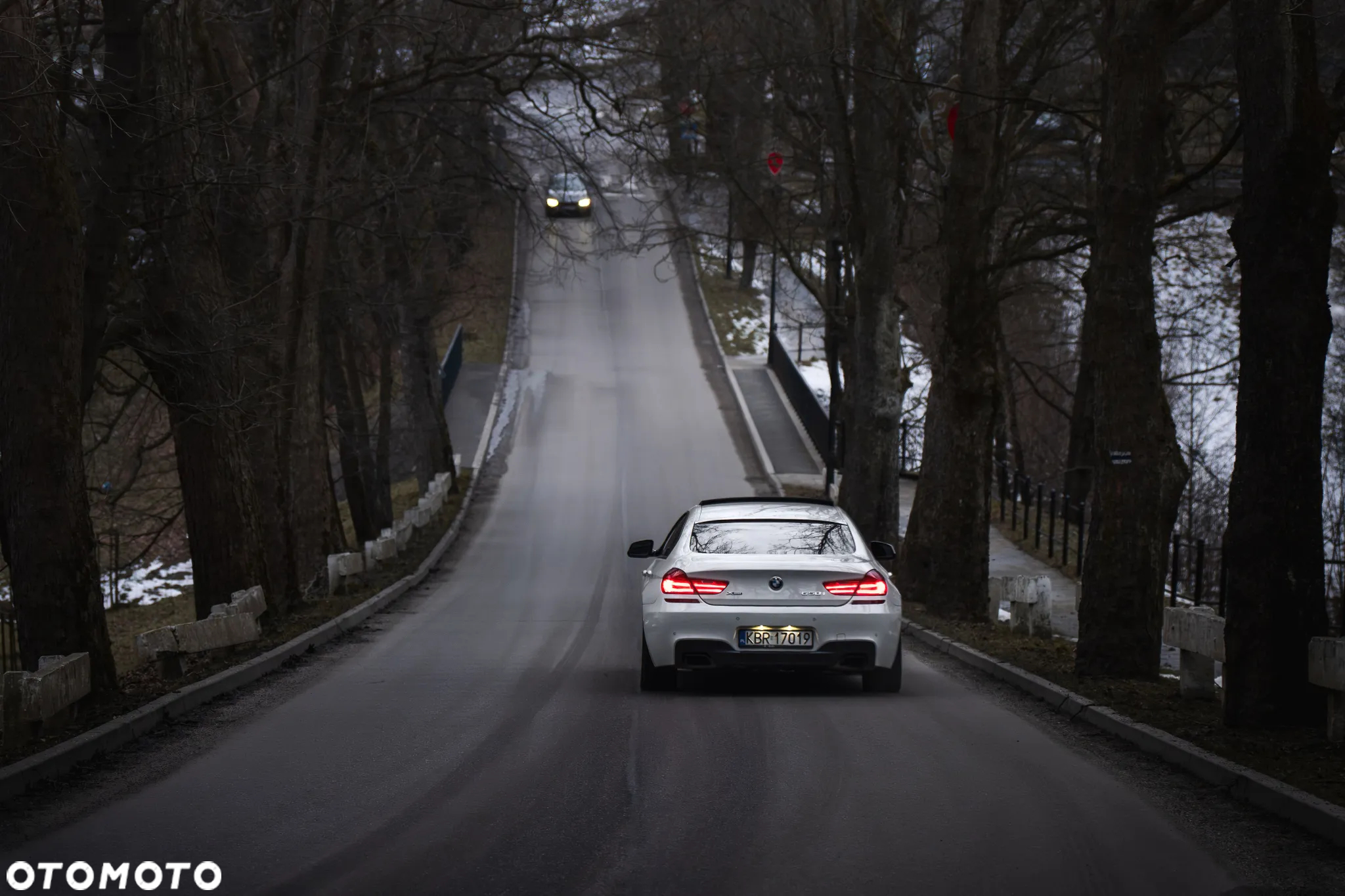 BMW Seria 6 650i xDrive - 13