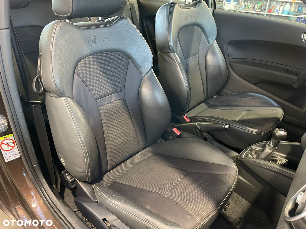 Audi A1 3-drzwiowe 1.6 TDI S line Sportpaket - 12