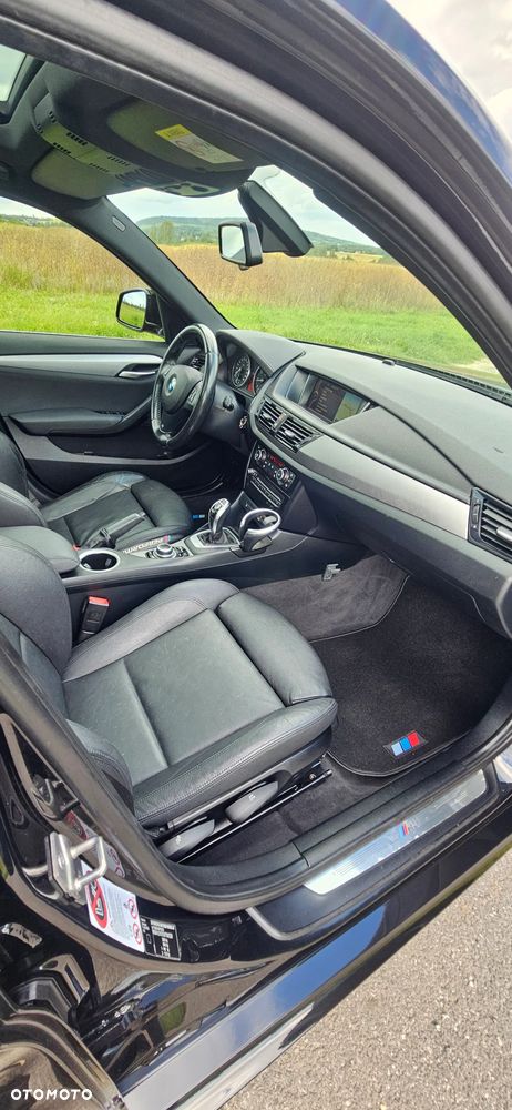 BMW X1 sDrive20i - 20