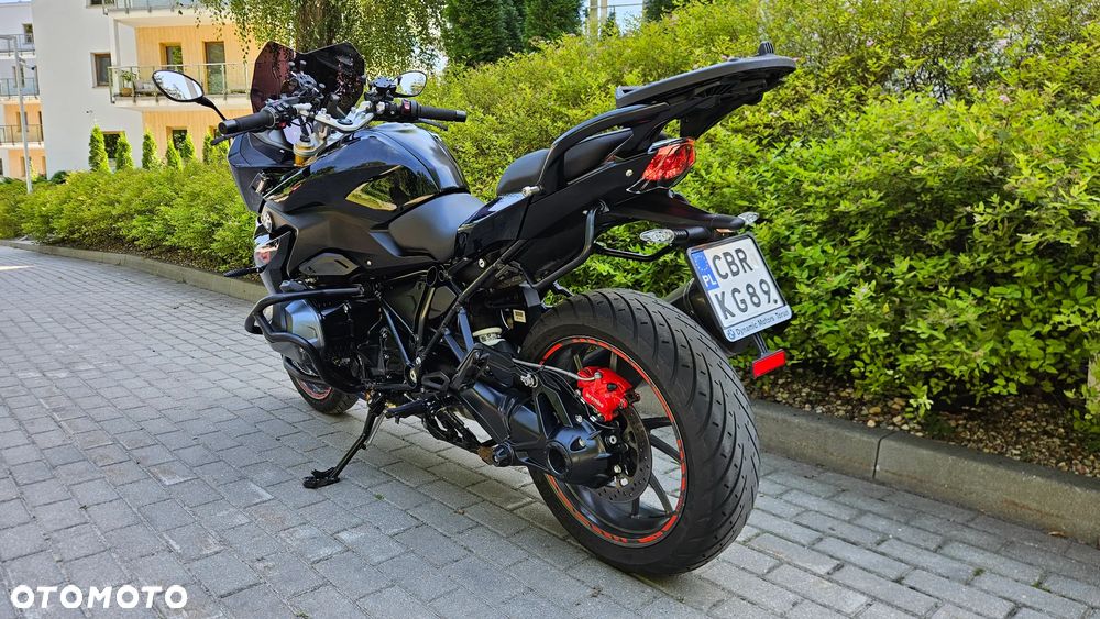 BMW RS - 12