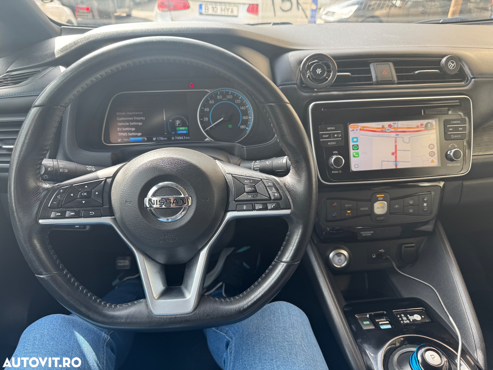 Nissan LEAF 39 kWh N-Connecta - 6