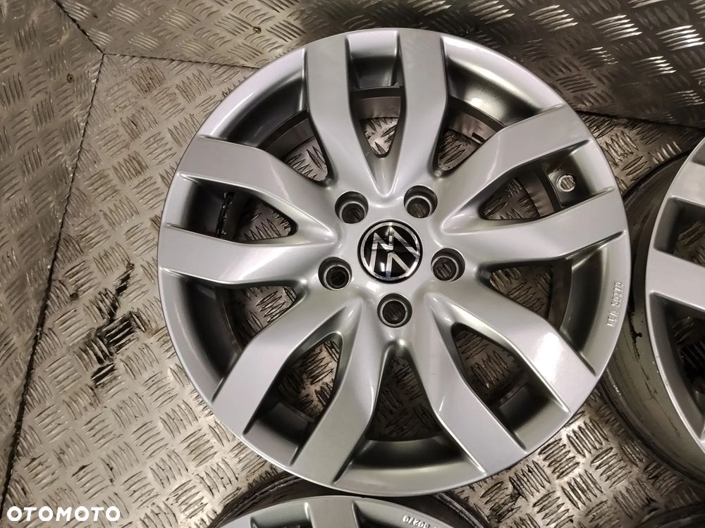 Felgi Vw Golf V VI VII Passat Caddy T-Roc Tiguan Touran 6,5Jx16 et45 5x112 - 5