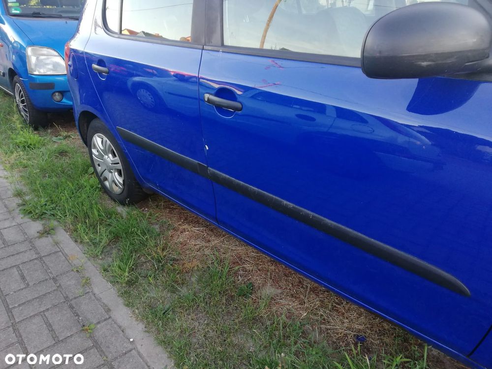 Skoda Fabia 1.2 HTP Classic - 5