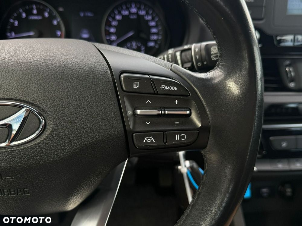 Hyundai i30 1.5 DPI Classic + - 17