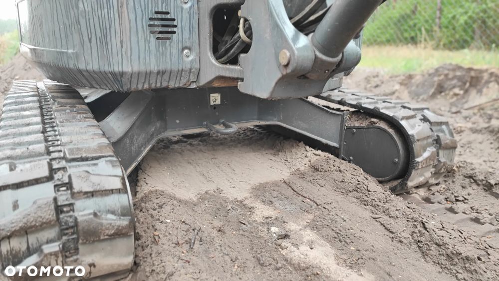 Bobcat E35, 3 łyżki - 4