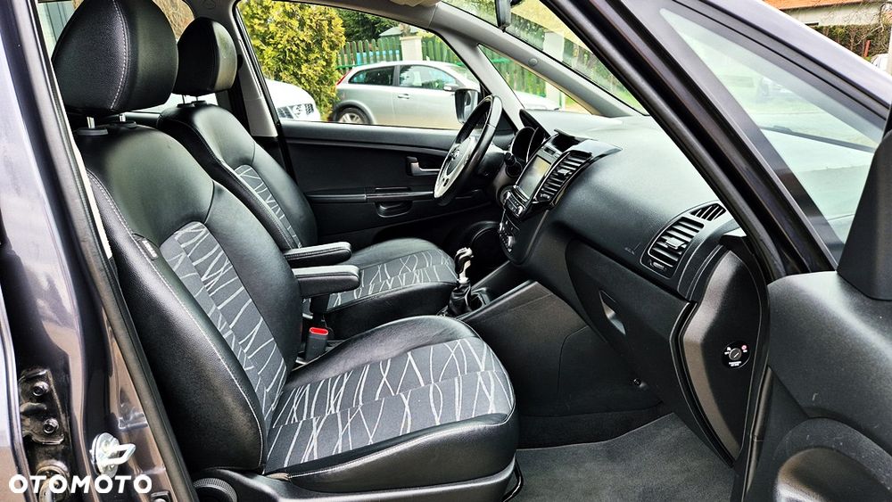Kia Venga 1.4 XL - 38