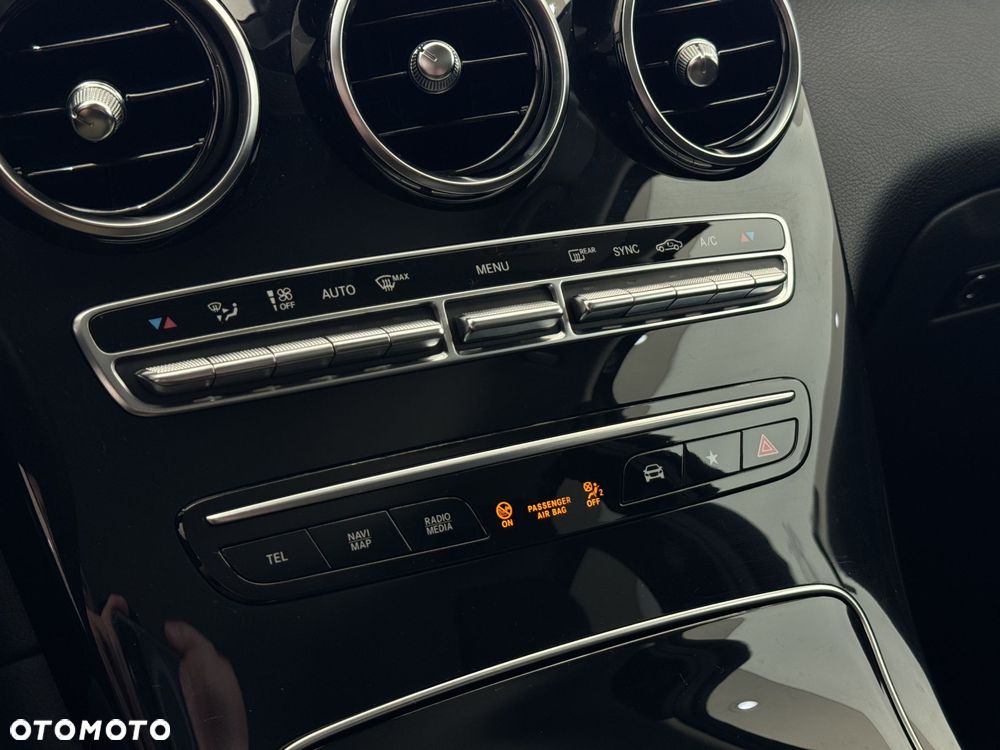 Mercedes-Benz GLC 200 d 4-Matic - 24