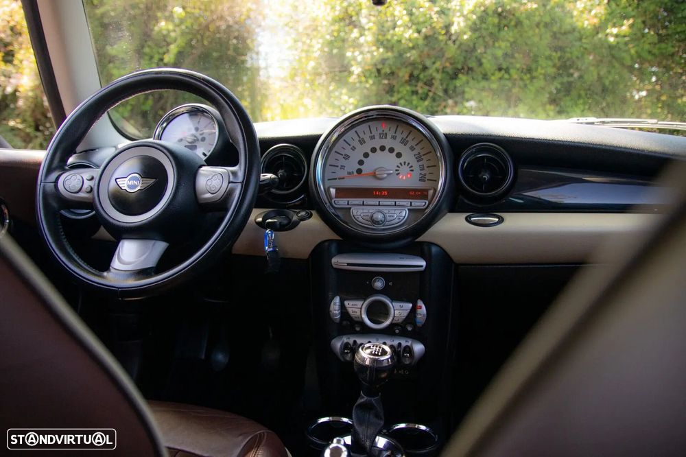 MINI Clubman Cooper D - 30