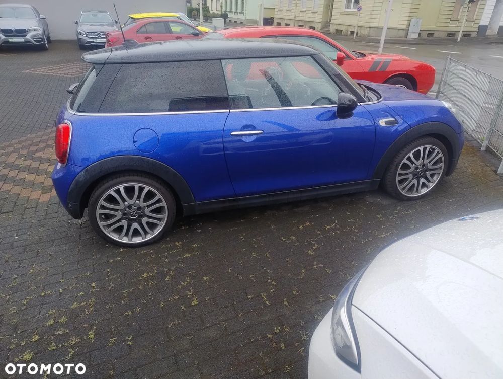 MINI Cooper Standard - 3