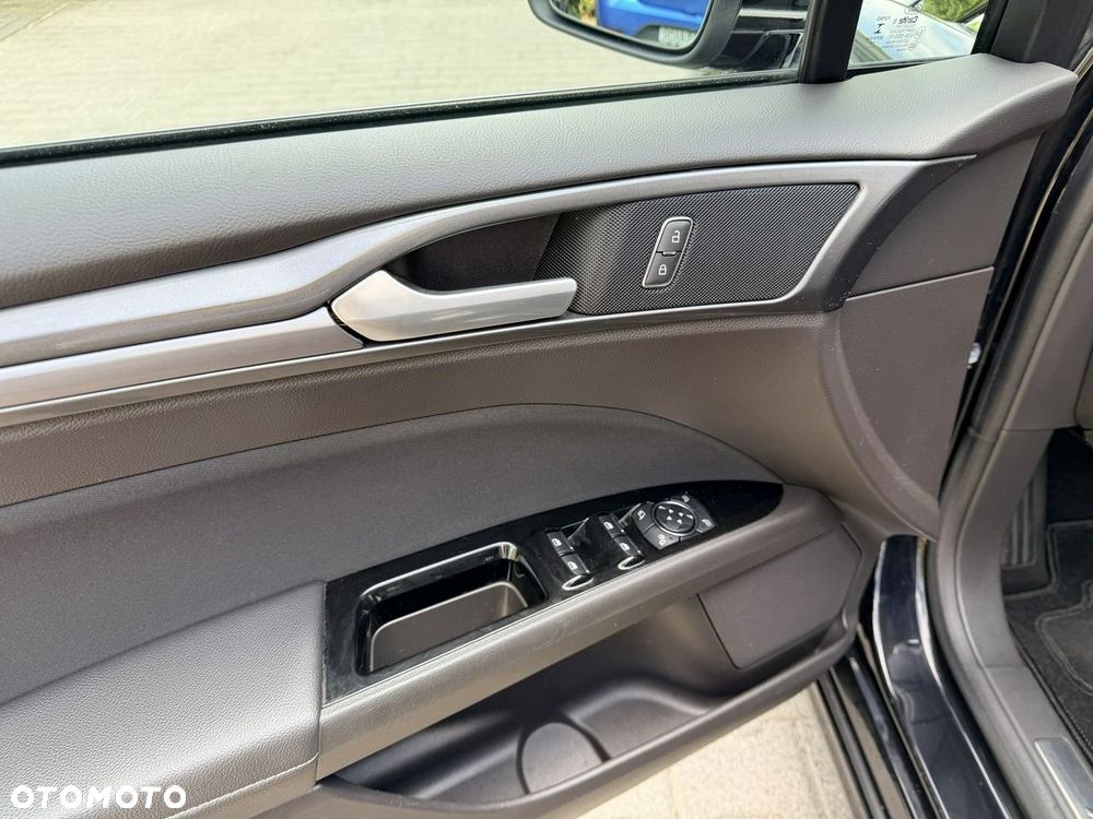 Ford Mondeo - 19