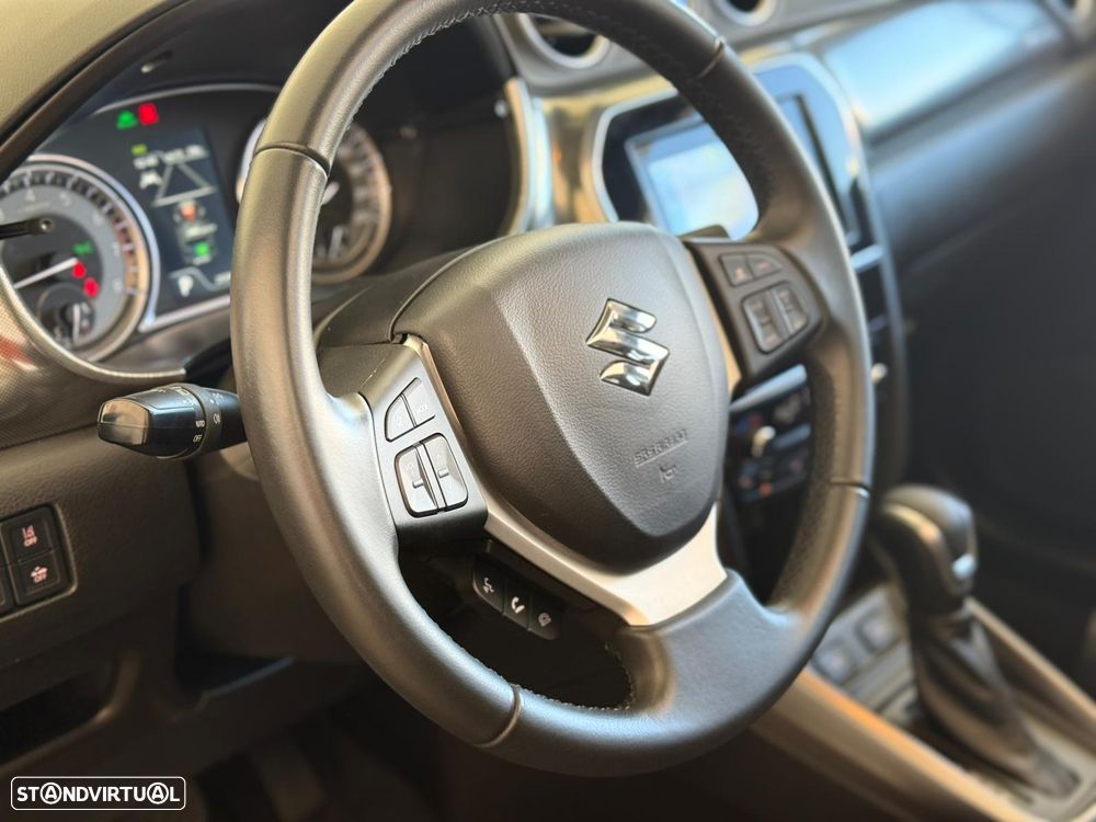Suzuki Vitara 1.5L AGS GLX 4WD Strong Hybrid - 24