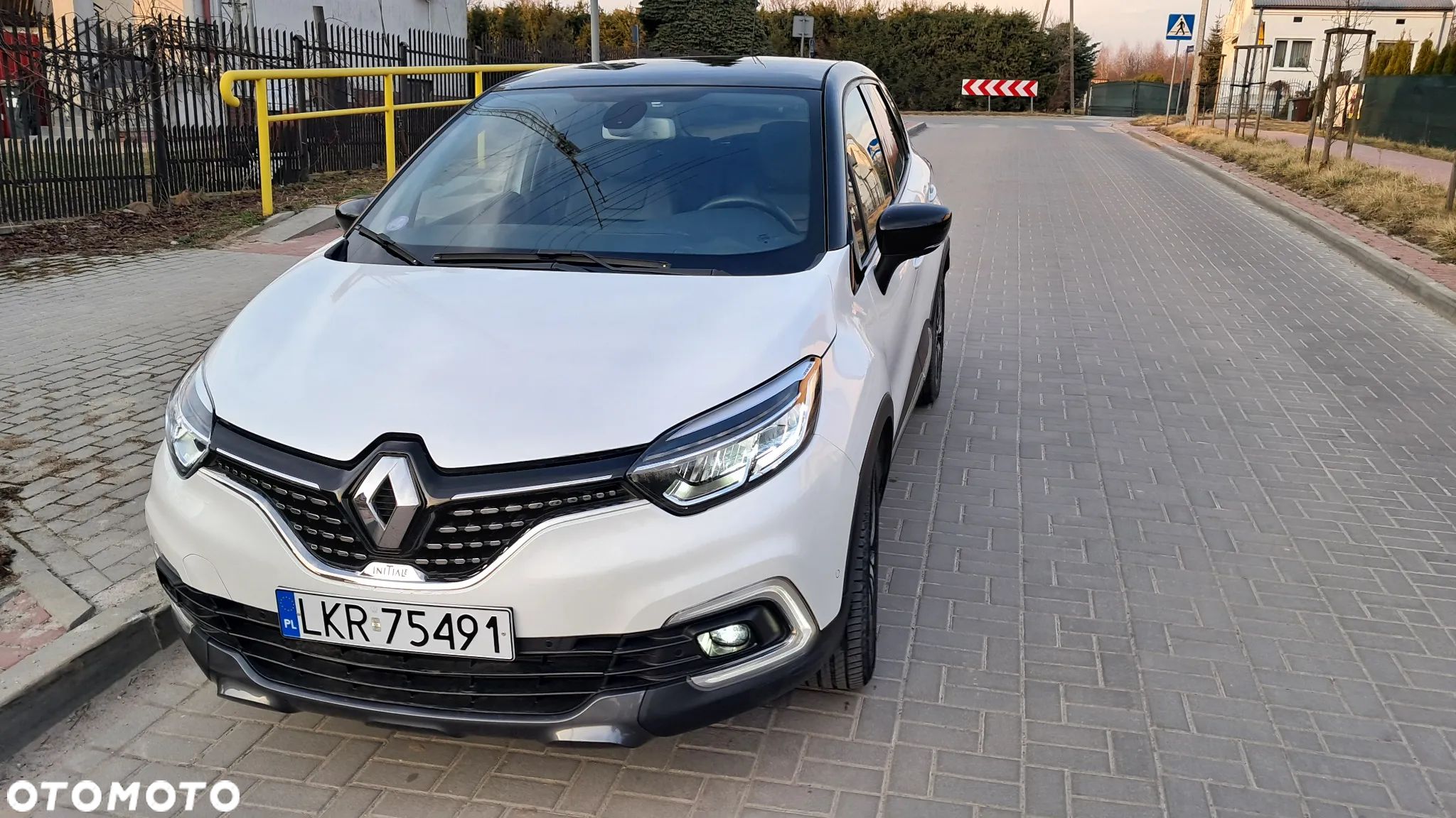 Renault Captur ENERGY TCe 120 Initiale Paris - 1