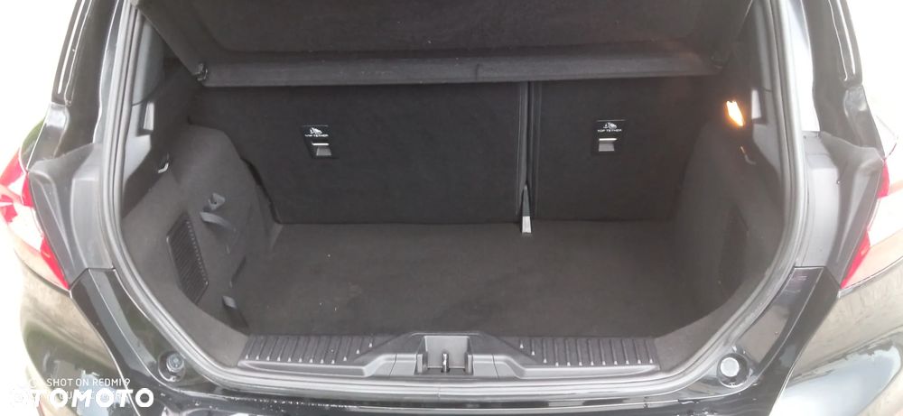 Ford Fiesta 1.0 EcoBoost S&S ST-LINE - 13