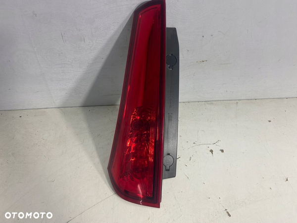LAMPA LEWY TYŁ LEWA TYLNIA KIA CEED I KOMBI SW EU